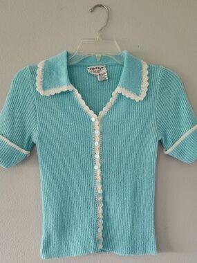 Vintage aqua blue sweater top